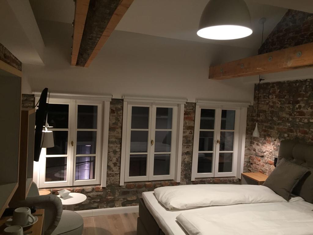 Square Rooms 20 Дюссельдорф Экстерьер фото